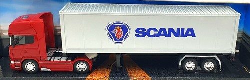 Welly 1/32 Scale 32671S-W - Scania V8 R730 Truck - Red/Silver - Picture 4 of 5
