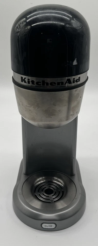 KitchenAid KCM0402CU0 Onyx Negro Cafetera Personal Con Taza Foto 2 de 4