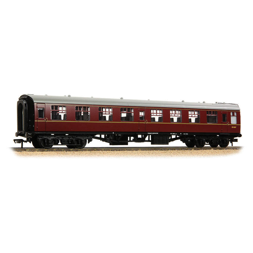 Bachmann 39-060 OO Gauge BR Mk1 TSO Tourist 2nd Open Coach BR Maroon
