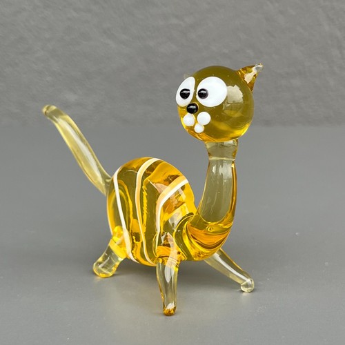 Yellow Glass Cat Figurine | Handcrafted Unique Feline Sculpture | Glass Cat Gift - Picture 6 of 9