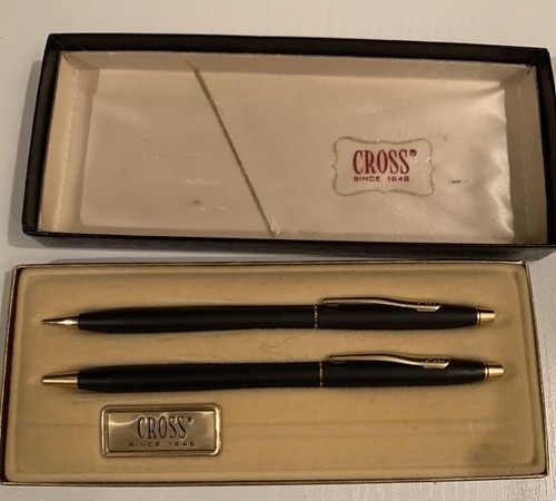 Cross Matte Black & 23K Gold Ballpoint Pen & 0.5mm Pencil Set Not Engraved - Picture 3 of 6