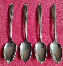 Superior Stainless USA - DYNAMIC - Lot of 4 Fruit/Orange/Grapefruit Spoons