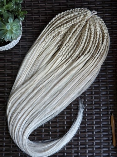 Handmade DE Braids – Set of 50 Kanekalon Hair Extensions – Full Head, Warm Light - Picture 7 of 7