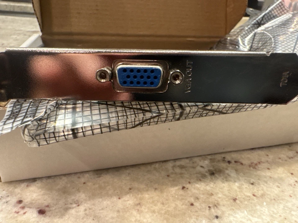 Vintage nVidia TNT2 Vanta-LT 16MB AGP Graphics Card PV-T01A-AR - NEW w/ Box - Image 4 of 4