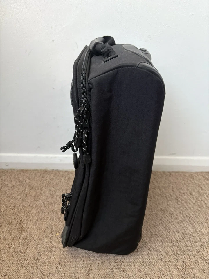 Antler Cabin Bag Suitcase Soft Shell 2 Wheel Retractable Handle Good Condition - Image 3 of 4