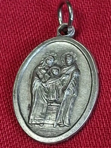Vintage Holy Family Medal NEW NEVER USED Italy 1980s