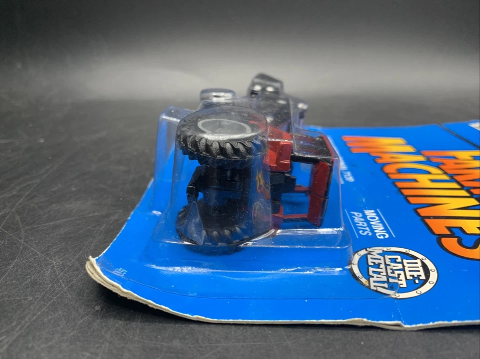 Case IH 7220 tractor wloader wf cab 1/64 scale # 460 - Image 4 of 4