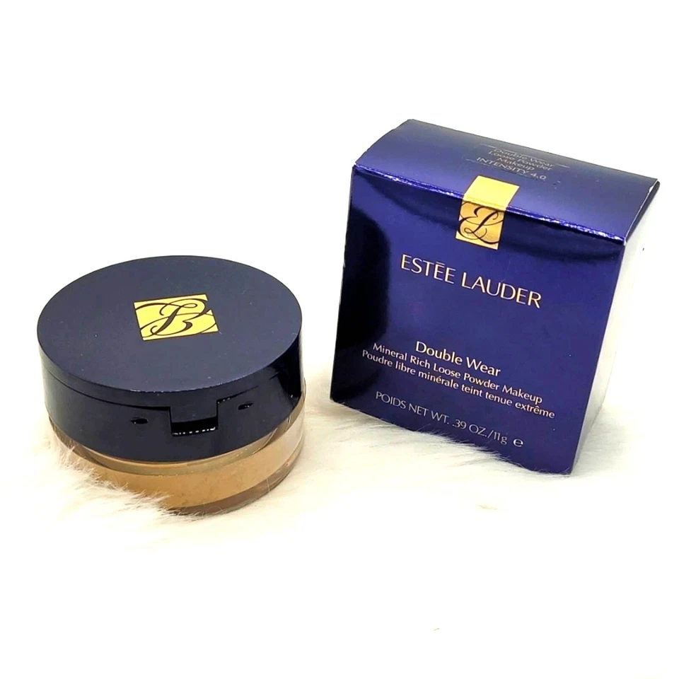 Maquillaje en polvo suelto rico en minerales de doble uso de Estee Lauder .39 oz - Intensidad 4.0 Foto 3 de 4