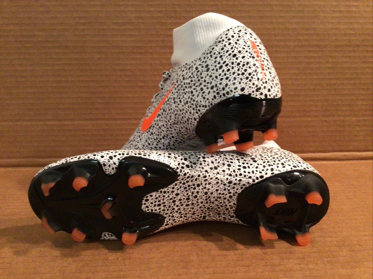 ナイキ マーキュリアル スーパーフライ7 CR7 Safari Nike Mercurial Vapor Superfly 7 Elite FG CR7 Safari