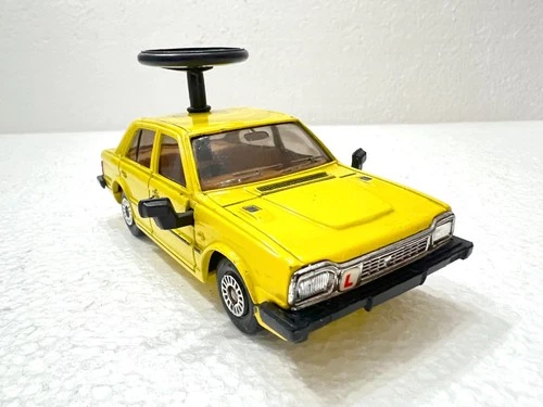 Vtg Corgi TRIUMPH ACCLAIM HLS 276 Motor School Car w/Roof Steering Wheel - WORKS