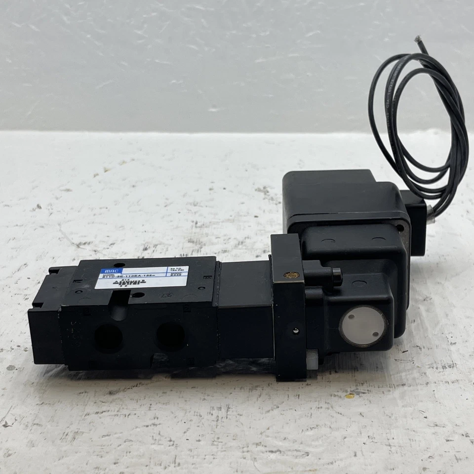 Electroválvula neumática de aire MAC 811C-2E-110EA-152 120V 150 PSI 1/4" NPT 5 vías Foto 4 de 4