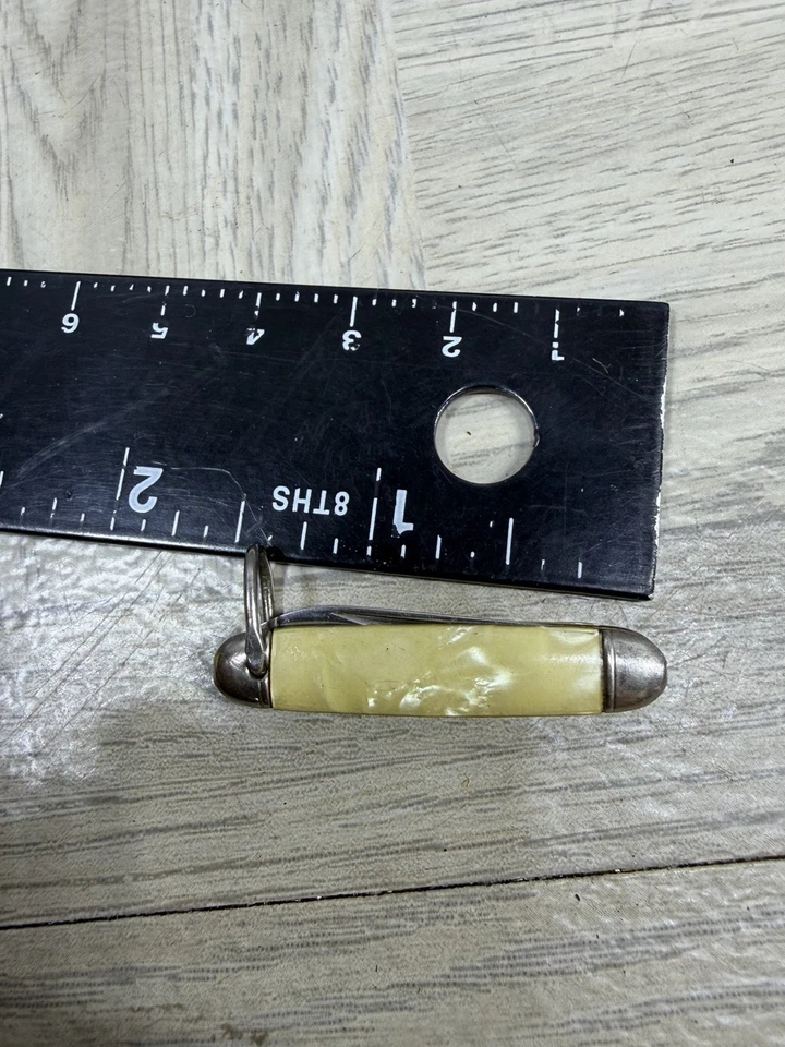 Vintage 3” Open MOTHER OF PEARL MADE IN THE USA MINI POCKET KNIFE Miniature Tiny - Image 4 of 4