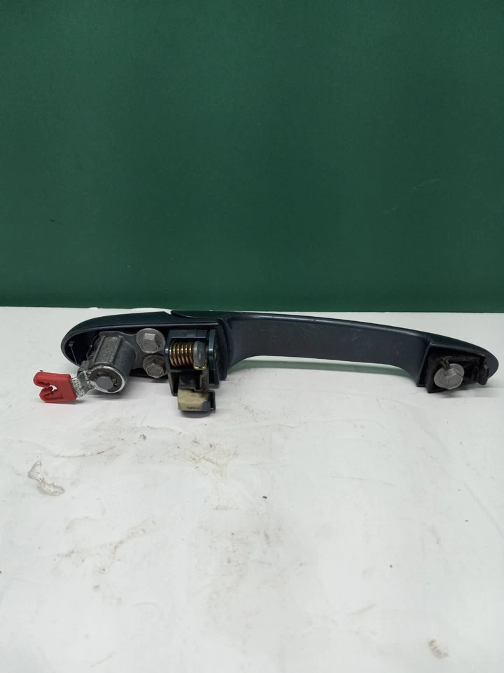 Chevrolet Cobalt Impala Pontiac G5 2006 manija de puerta exterior del conductor delantero OEM Foto 3 de 4