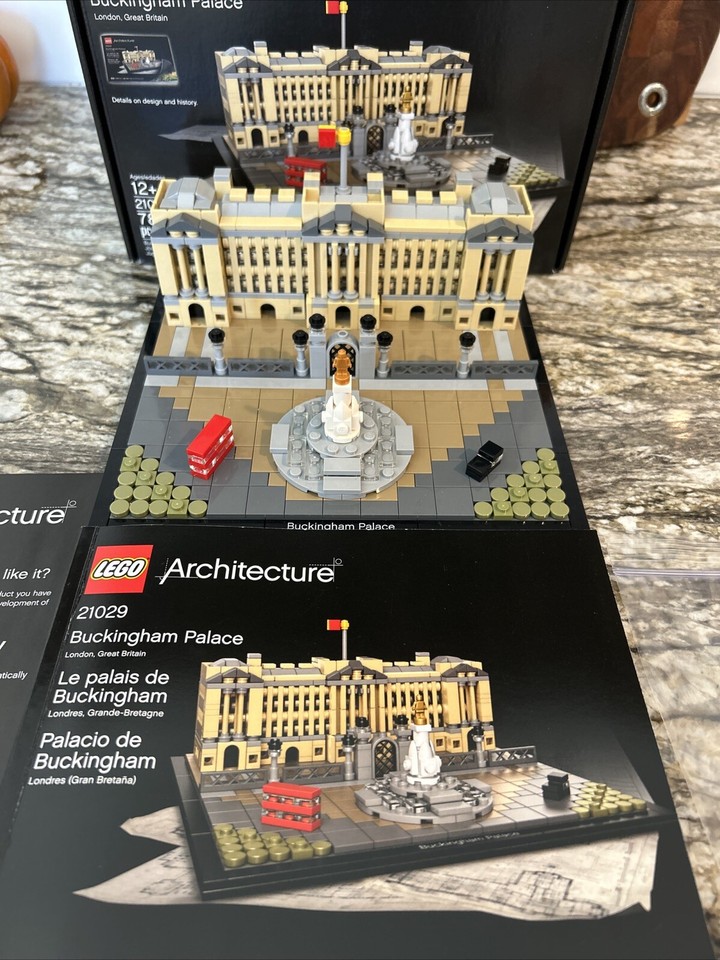 LEGO Architecture Buckingham Palace 21029 100 Complete W/Instructions
