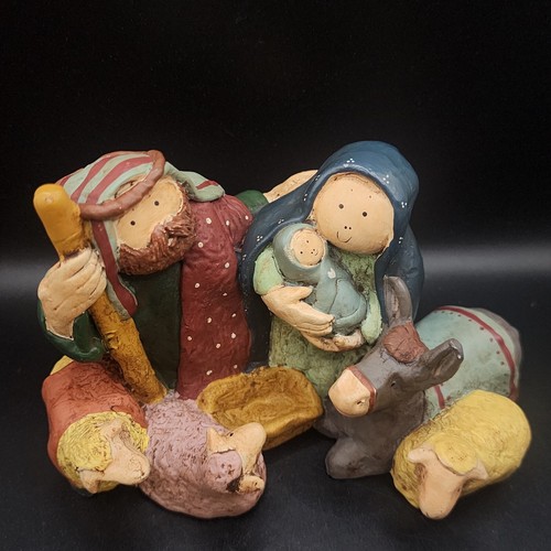 Minimalist Rustic Nativity Scene Figurine All One Piece 3.5" Tall - Picture 2 of 10