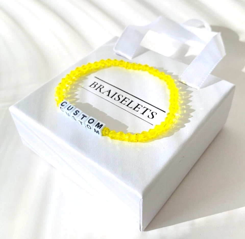 Pulsera con nombre personalizado 4 mm cuentas amarillas neón letras blancas palabra joyería regalo mujeres Foto 2 de 4