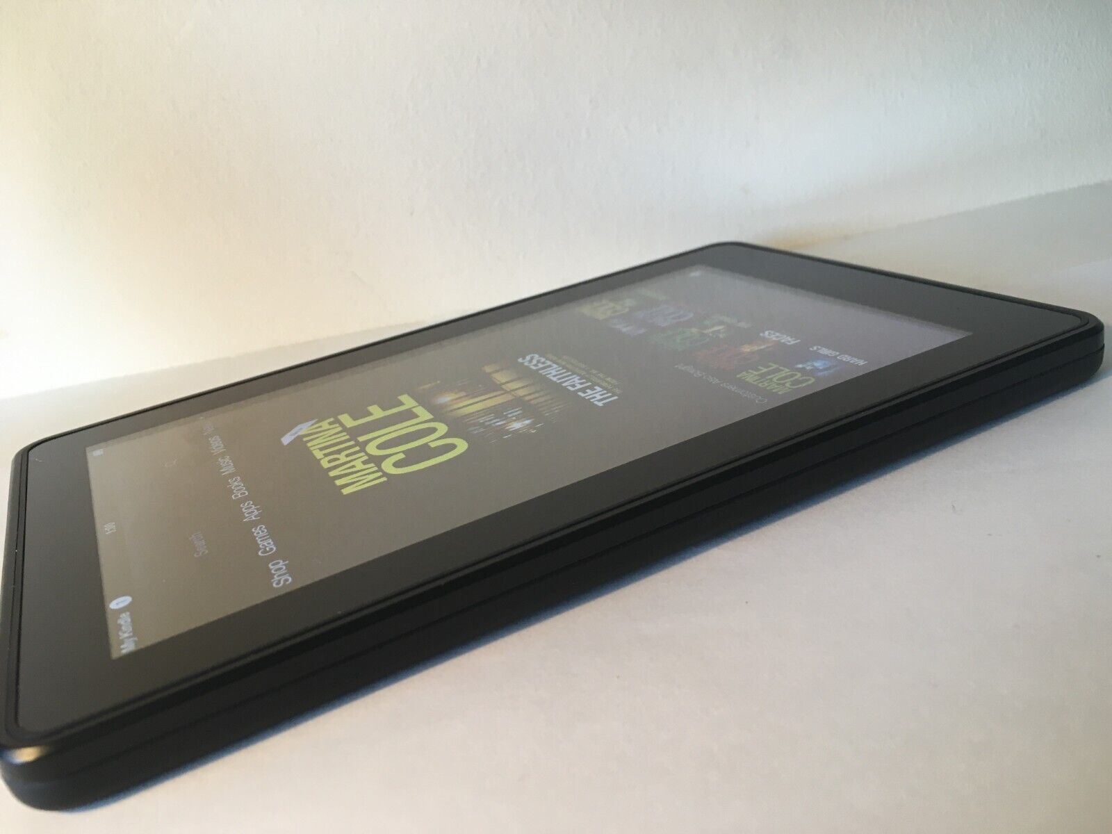 Amazon Kindle Fire 7" D01400 Touchscreen WiFi 8GB Black Tablet