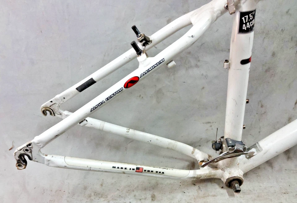 Juego de cuadro de bicicleta híbrida Trek Multitrack 7300 2008 mediano 17,5" hecho en EE. UU. Gravel MTB Foto 3 de 4