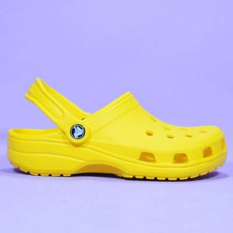 UK Size Kids Adults Classic Sandal Clogs Lightweight Beach Slip Shoes Slipper - Image 4 of 4