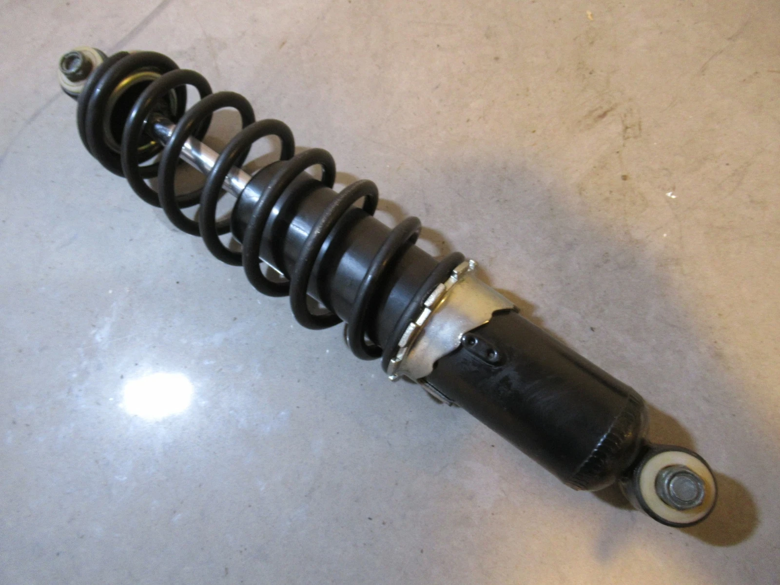 Yamaha Mountain Max 600 Shock Center 99 #3