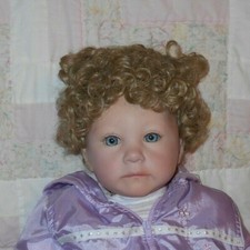 Playhouse VICKIE Doll Wig 14/15 BLONDE Full Head Short Loose Curly Hair A NWT