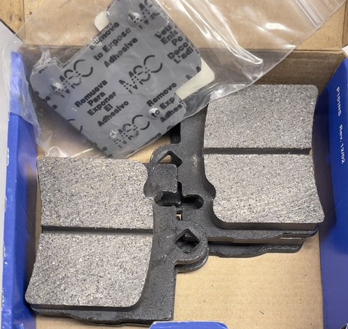Pastilla de freno de disco trasero Raybestos PGD848M Element3 semimetálica para Mercedes-Benz - Imagen 3 de 3