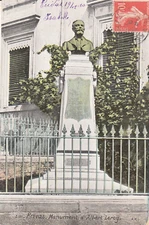 CPA ARDECHE PRIVAS 3191 monument d'Albert Leroy timbrée