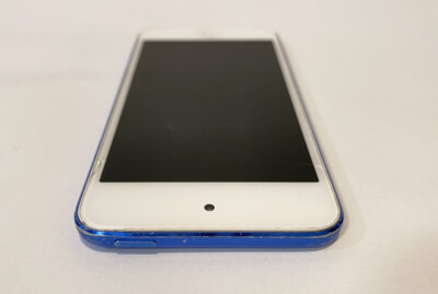 Apple iPod Touch 6th Generation Blue (32GB) SEE PICTURES, READ