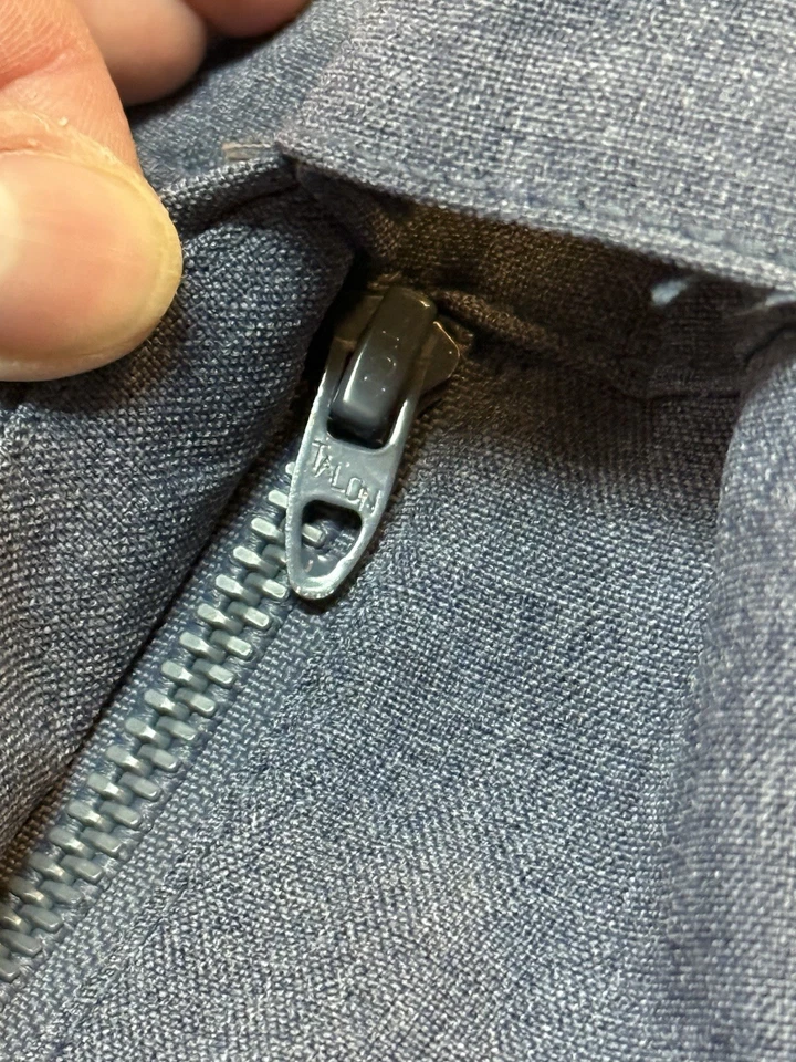 NWT WOMENS US POSTAL SHORTS BLUE SIZE 6 USA Made Polyester Talon Zip - Image 4 of 4