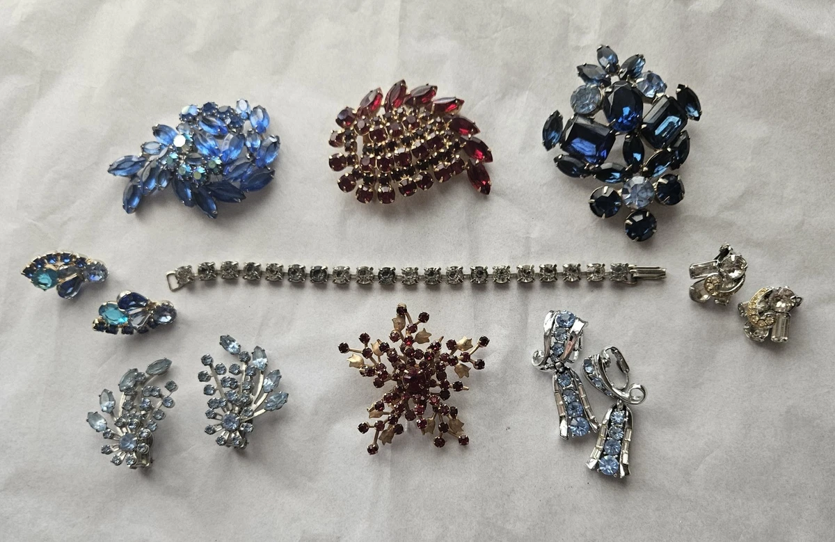 Weiss Fashion Vintage & Antique Collections & Lots with Vintage