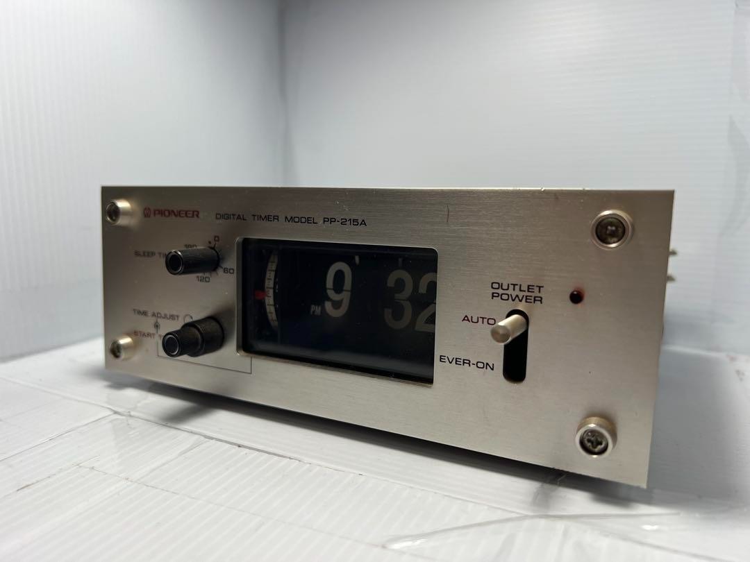 Pioneer PP-215A Digital timer model Alarm Flip Clock Audio