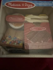 Melissa & Doug Wooden Dessert Picnic Box Smores Food Set New/Sealed Age 2+