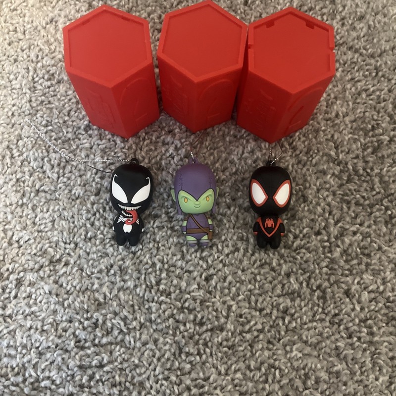 LOT OF 3 HALLMARK MARVEL SPIDER-MAN CHRISTMAS TREE ORNAMENT VENOM GOBLIN MORALES