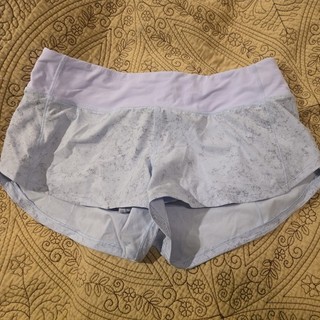 Pantalones cortos de running Lululemon Speed Up para mujer talla 6 lavanda nuevos sin etiquetas