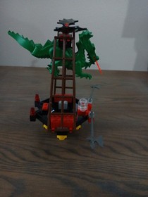 LEGO Castle: Witch's Windship (6037) 100% Complete w Minifigures & Instructions