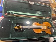 Cremona SV-175 Violin Outfit 4/4 Size - Bow, Accessories and Case Included