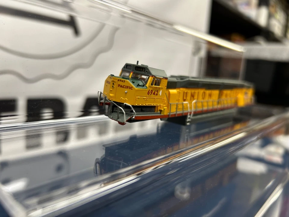 Bachmann N Scale Union Pacific DD40AX Diesel Engine DCC (Lot Of 2) (T) *READ* - Image 3 of 4