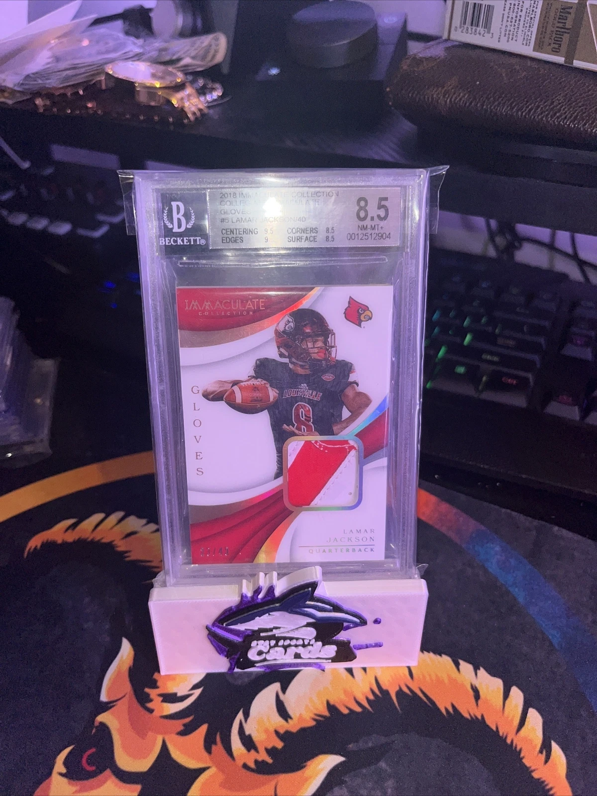 Lamar Jackson Panini Immaculate Collegiate Immaculate Gloves #5 Base