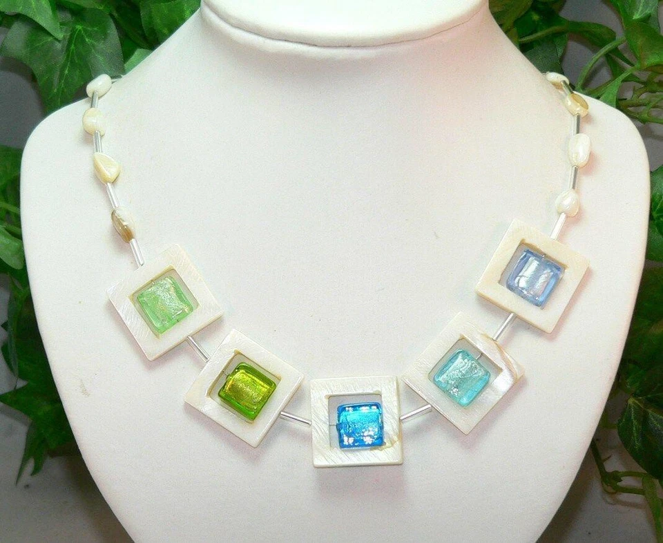 Halskette Kette Muschel natur weiß Lampwork Murano Art pastell hellblau grü 278a - Bild 4 von 4