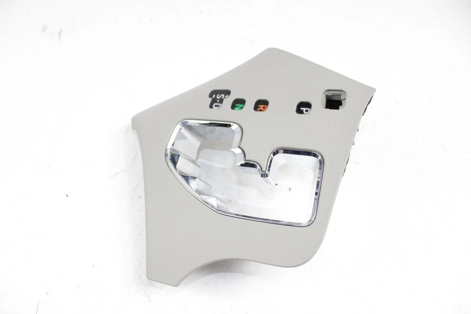 2011-2014 Toyota Sienna OEM Automatic Transmission Shifter Cover Assembly Foto 4 de 4