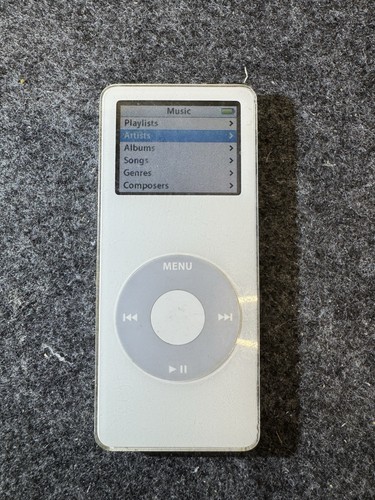Apple iPod Nano Model A1137, 4GB