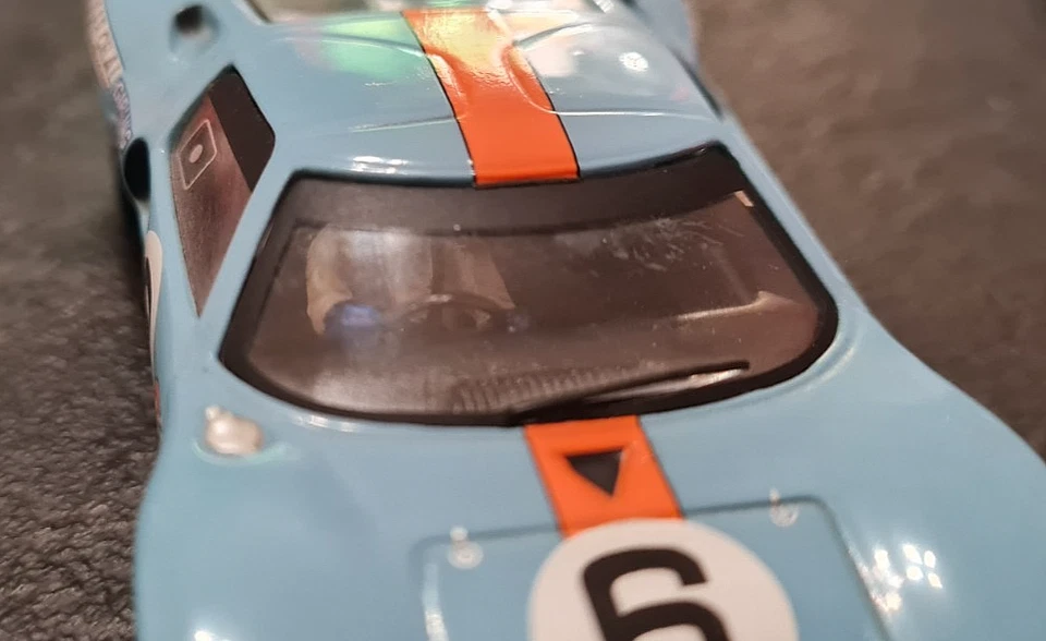 Modellino Le Mans 1:43 Ford Gt40 MK1 1969 Ickx, Oliver  WHITEBOX con pilota - Immagine 3 di 4