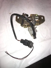 1995-1999 Mitsubishi Eclipse spyder trunk lid latch assembly electric D51