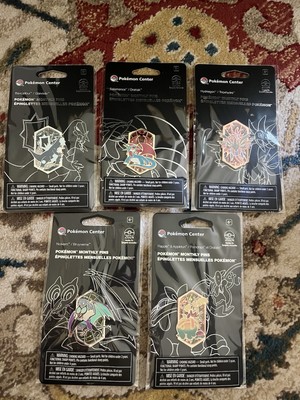 POKÉMON Monthly Pins Dragon (Salamence, Hydreigon, Baxcalibur, Appleton, Noivern