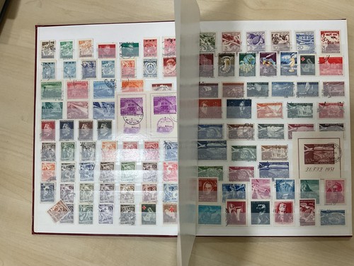 Briefmarken Jugoslawien, Jahrgang bis Moderne, 2 Einsteckbücher, 1 defekt #z937 - Bild 14 von 23