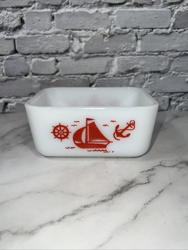 Vintage McKee White Red Sailboat Anchor Refrigerator Milk Glass Dish 4" x 5”✅