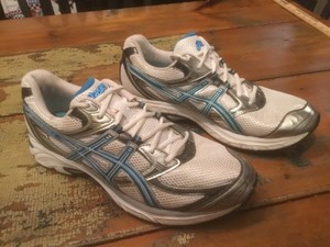 fenty maroon creepers