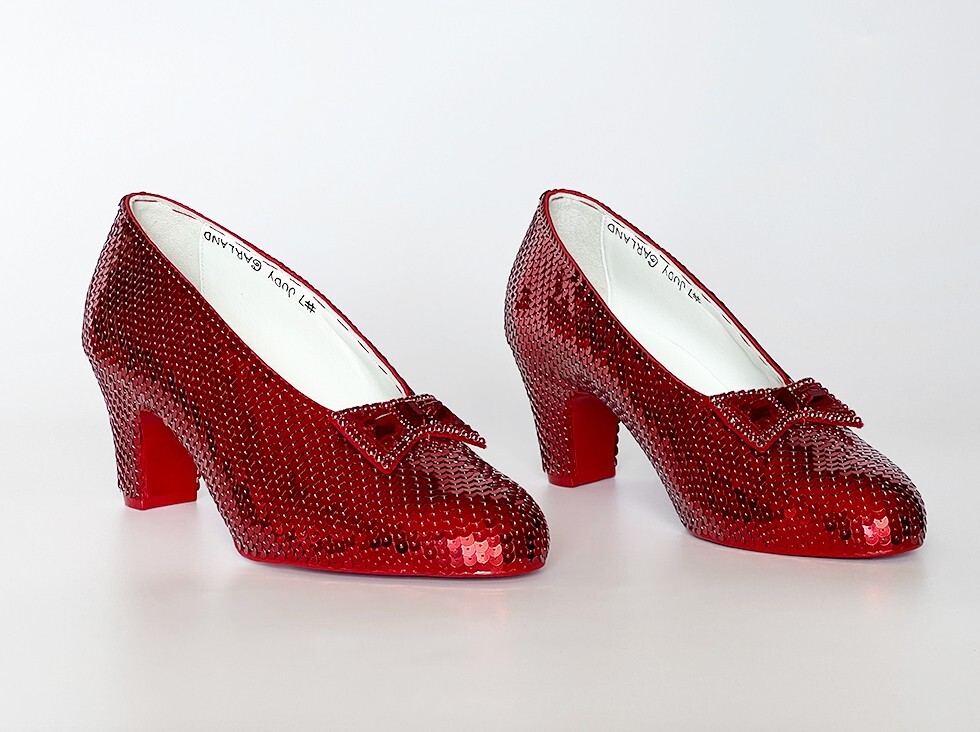 Judy Garland Wizard Of Oz Red Shoes