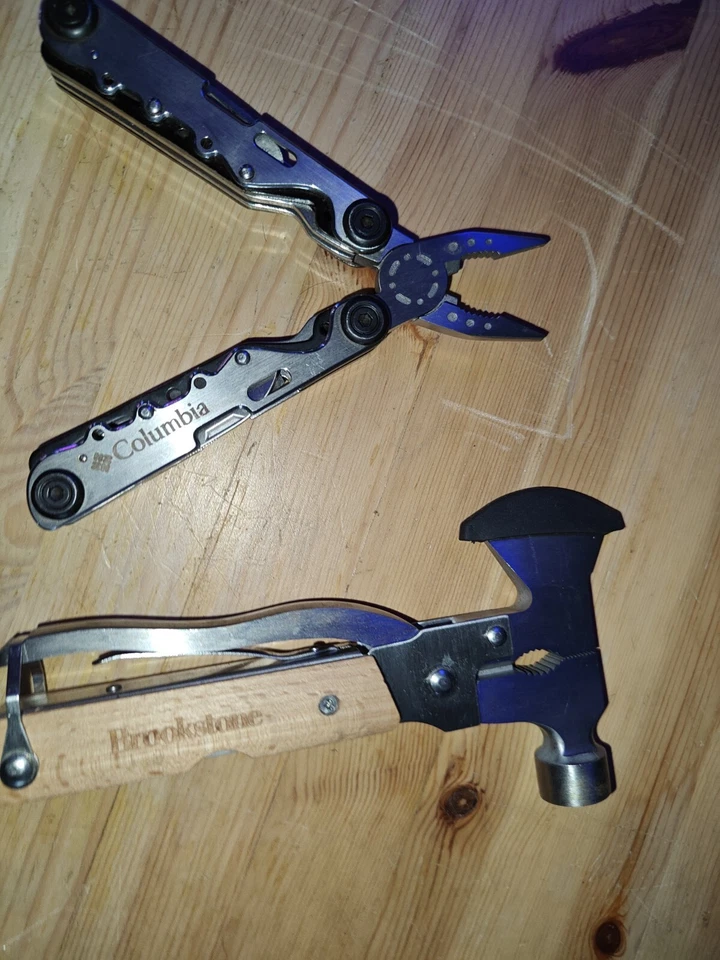 Juego de dos multiherramientas Columbia Plus Brookstone Foto 4 de 4