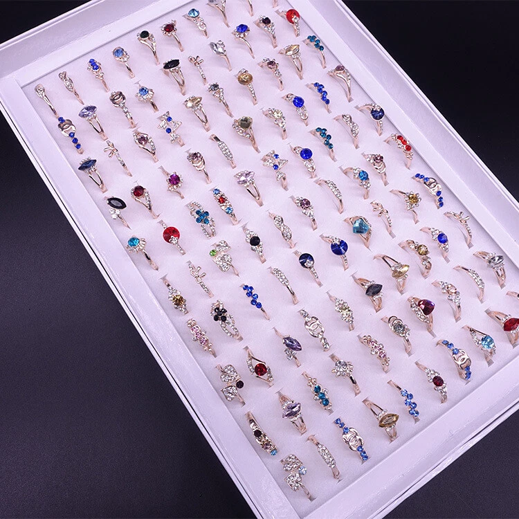 30Pcs Wholesale Colorful Crystal Mixed Rings Bulk Finger Band Ring Jewelry Lot - Image 2 of 4